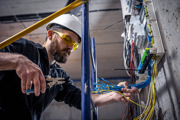 Best Emergency Electrician Near Me  in Deerfield, WI
